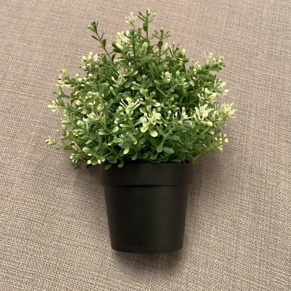 IKEA Artificial Faux Potted Greenery Plant Like New - Picture 8 of 8